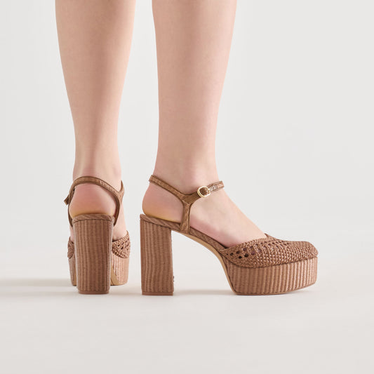 GERO HEELS MID BROWN WOVEN RAFFIA